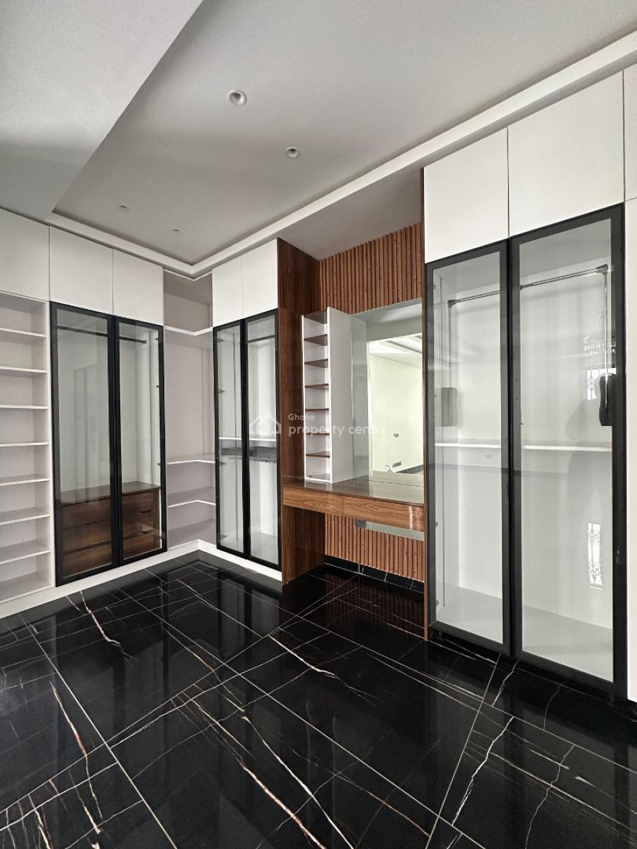 Executive 4 Bedrooms, Agbogbloshie, Accra, House for Sale
