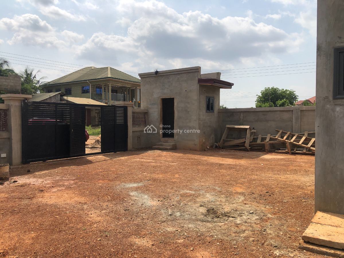 Semi-completed 3 Bedroom House with Attached Boys Quarters., Amrahia, Adenta Municipal, Accra, Detached Bungalow for Sale