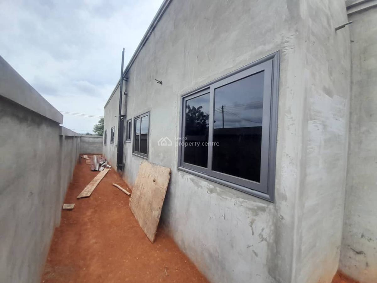 Semi-completed 3 Bedroom House with Attached Boys Quarters., Amrahia, Adenta Municipal, Accra, Detached Bungalow for Sale