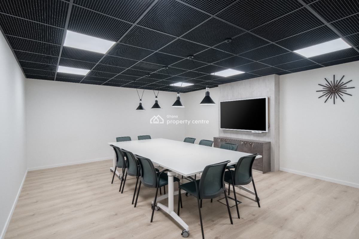 Open Plan Office Space for 15 Persons in Regus Movenpick, Presidential Floor, Mövenpick Ambassador Hotel, Independence Avenue, Accra Metropolitan, Accra, Office Space for Rent