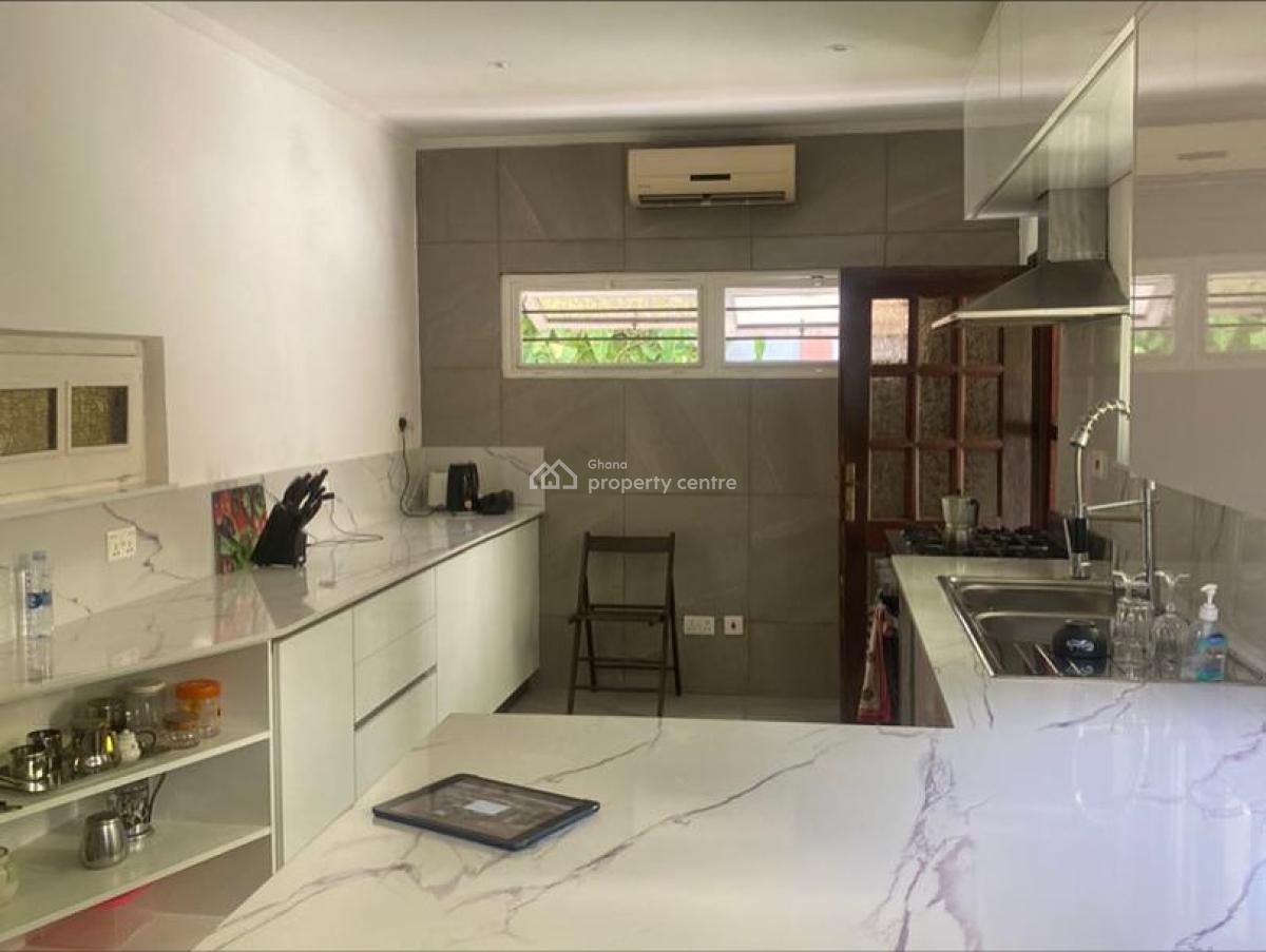 4 Bedroom at Cantonment, Cantonments, Accra, House for Sale