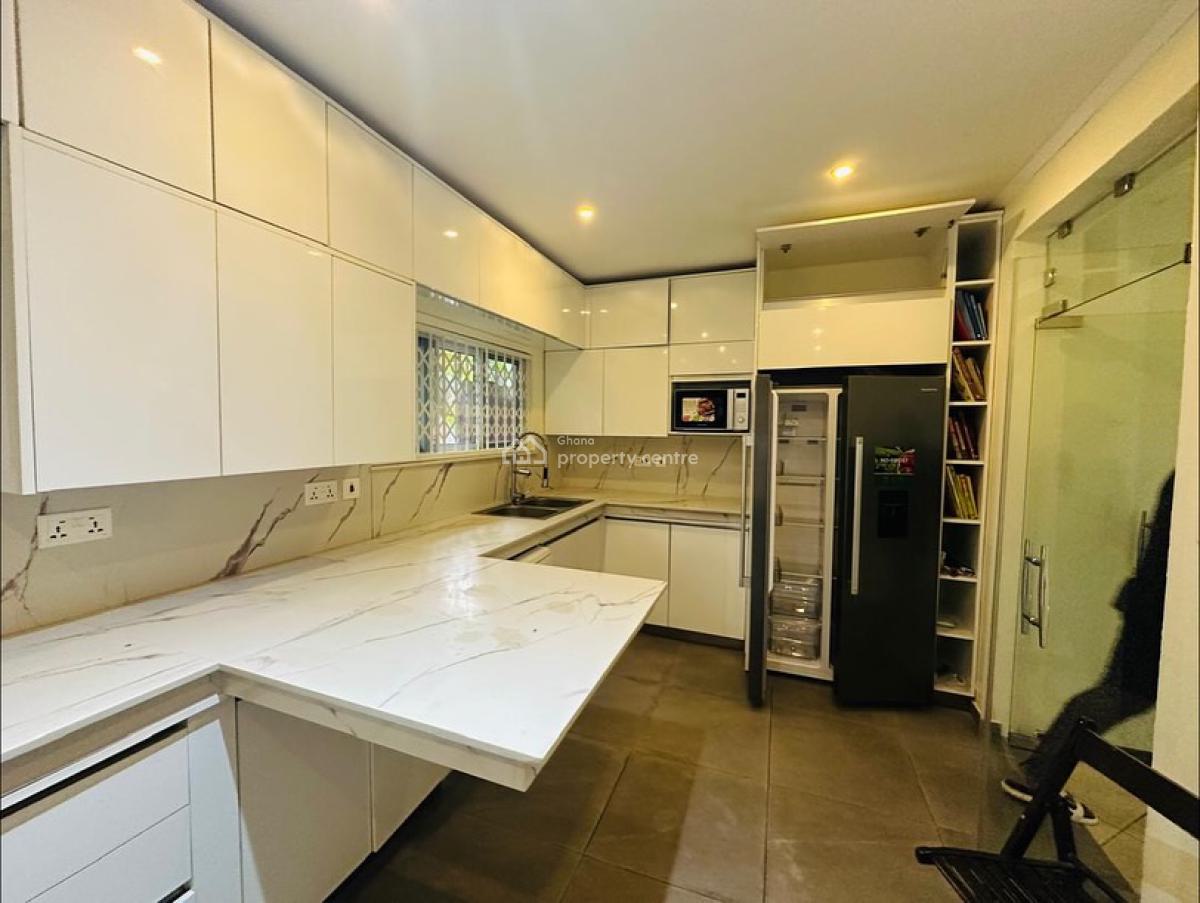 4 Bedroom at Cantonment, Cantonments, Accra, House for Sale