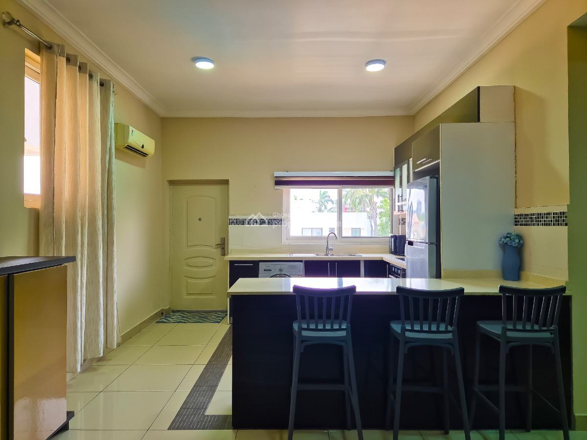 Furnished 2 Bedroom Apartment with Swimming Pool and Gym, Cantonments, Accra, Apartment for Rent