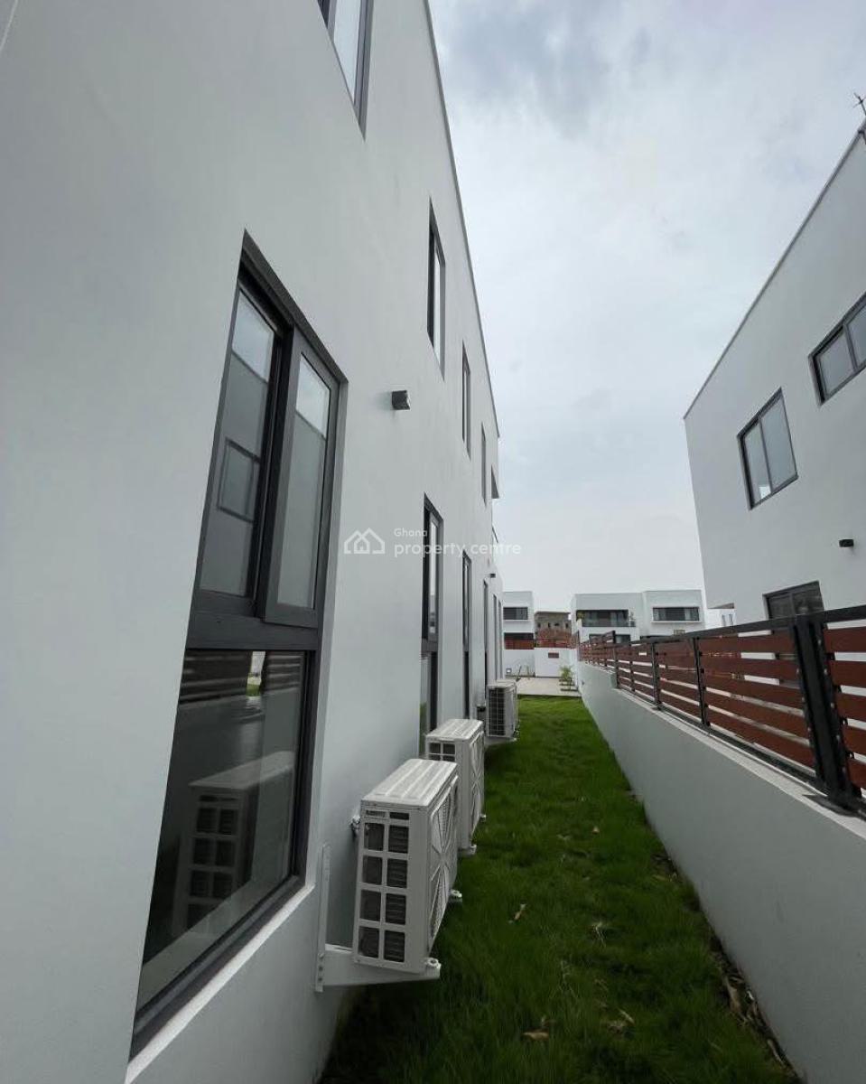Executive 4-bedroom, Tse Addo, Accra, House for Rent