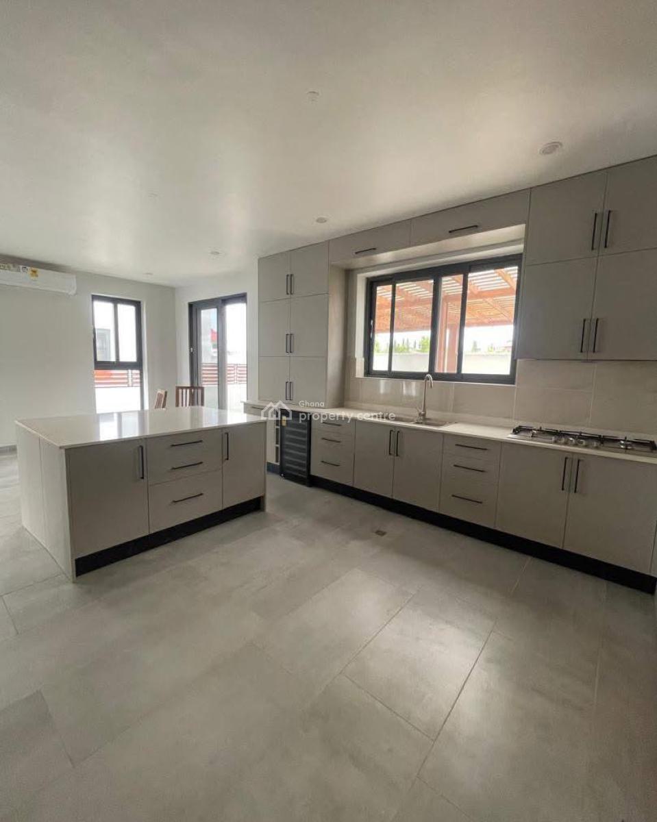 Executive 4-bedroom, Tse Addo, Accra, House for Rent