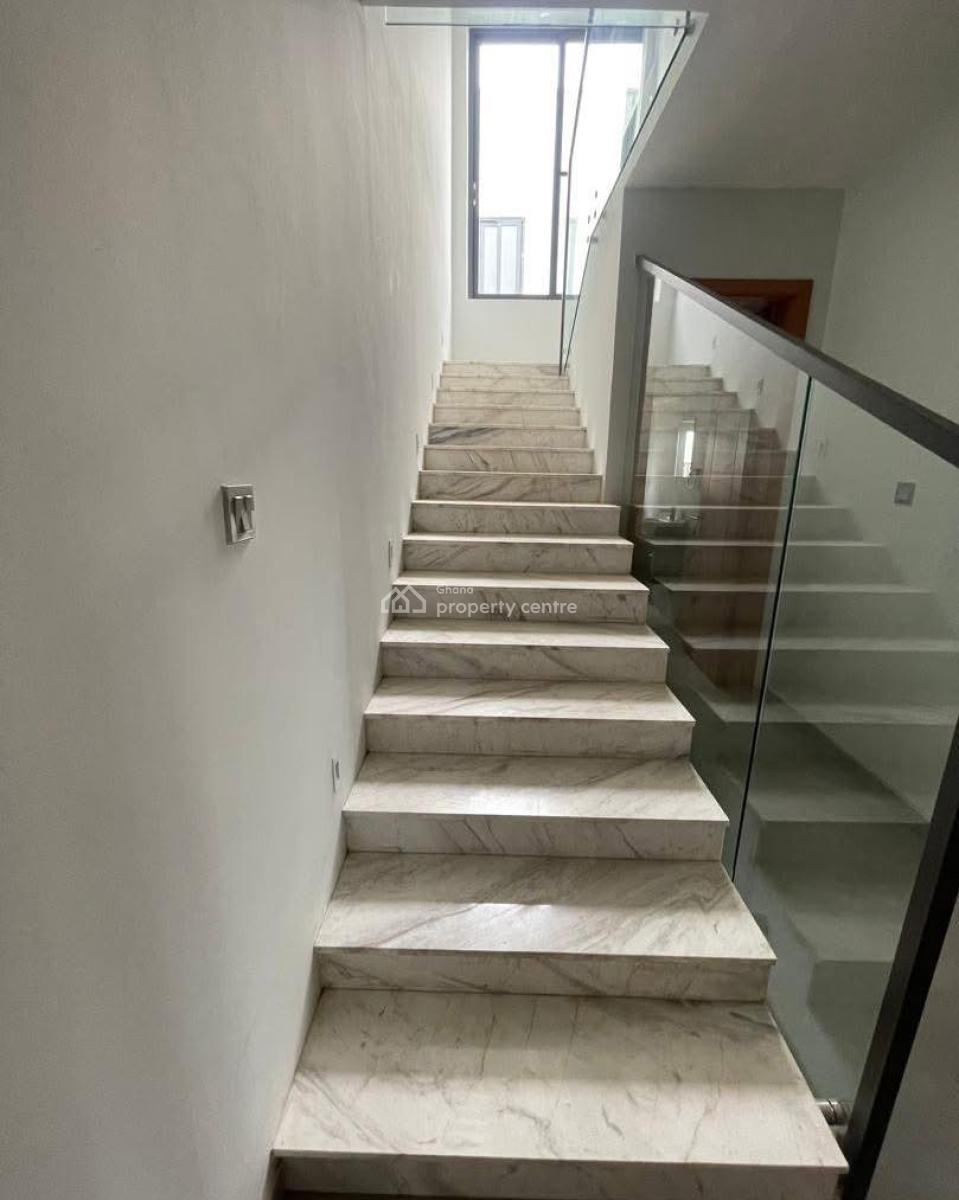 Executive 4-bedroom, Tse Addo, Accra, House for Rent