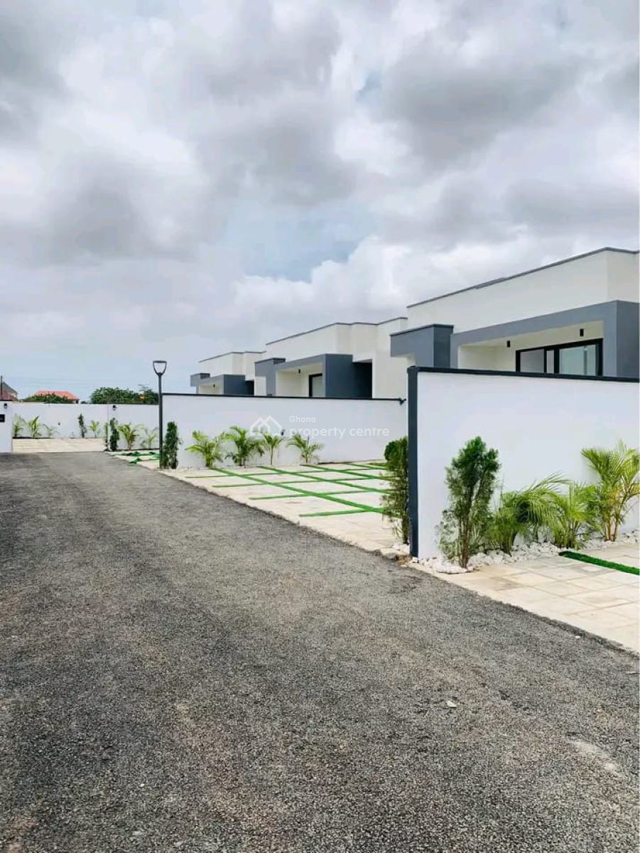 Executive 3-bedroom Townhouse @ Tema Com.25, Comm.25, Tema, Accra, Townhouse for Sale