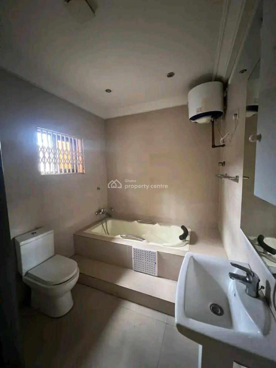 Spacious 4-bedroom House @ Tesano, Tesano, Accra, House for Rent