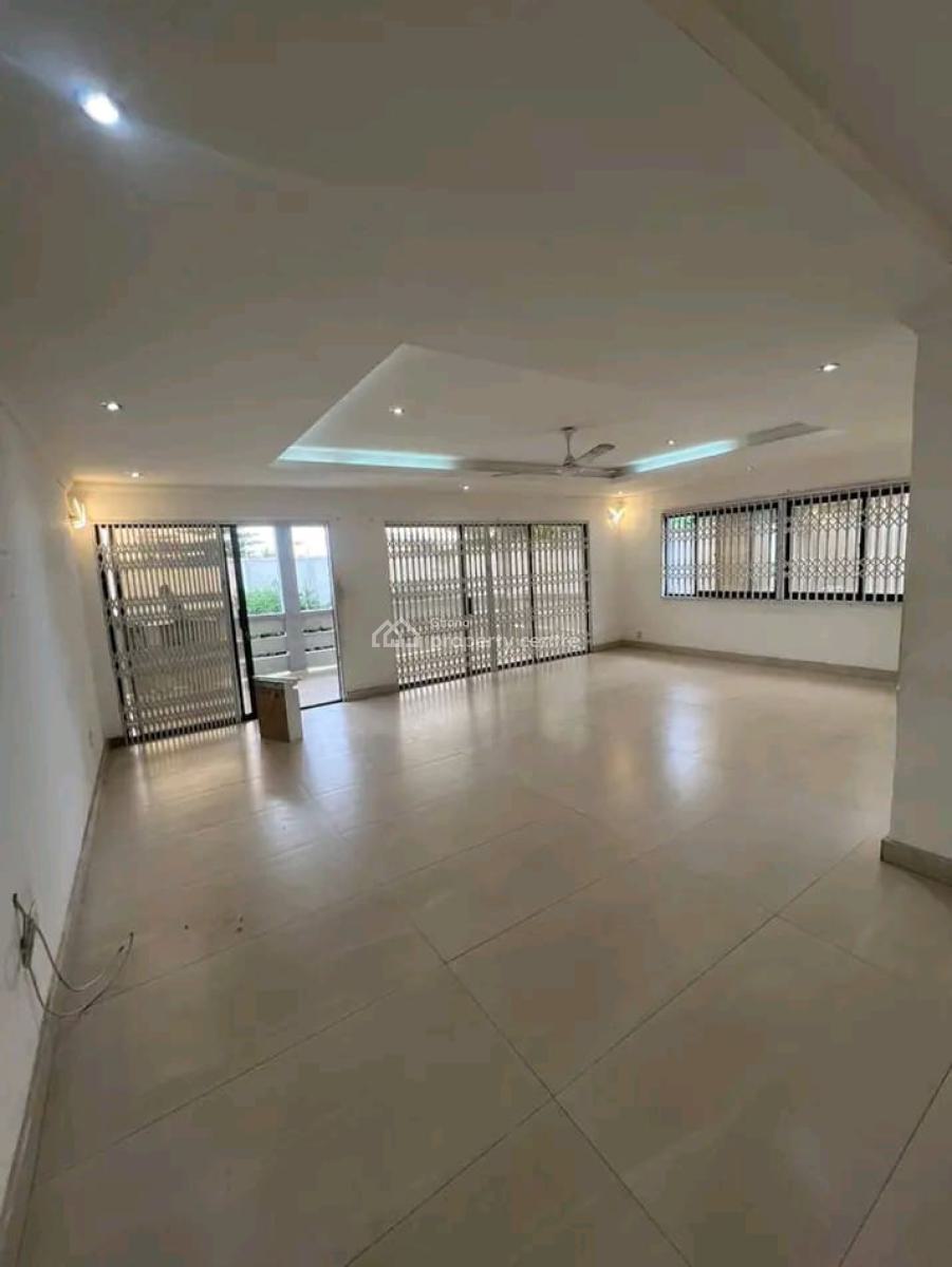 Spacious 4-bedroom House @ Tesano, Tesano, Accra, House for Rent