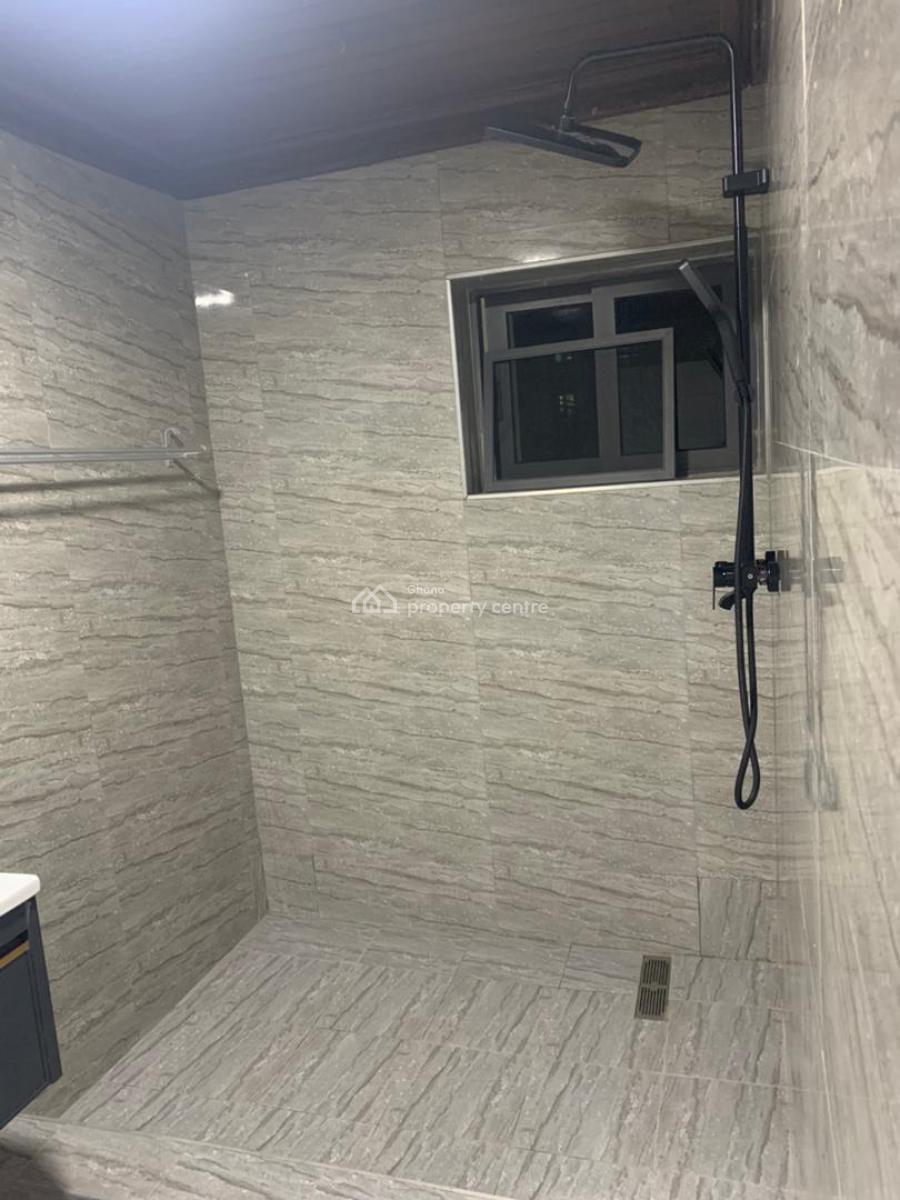 Spacious 4-bedroom House @ Tesano, Tesano, Accra, House for Rent