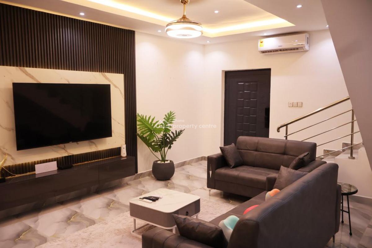 Fully Furnished 2-bedroom Terrace House @ Botwe, Ashaley Botwe, Adenta Municipal, Accra, Terraced Duplex Short Let