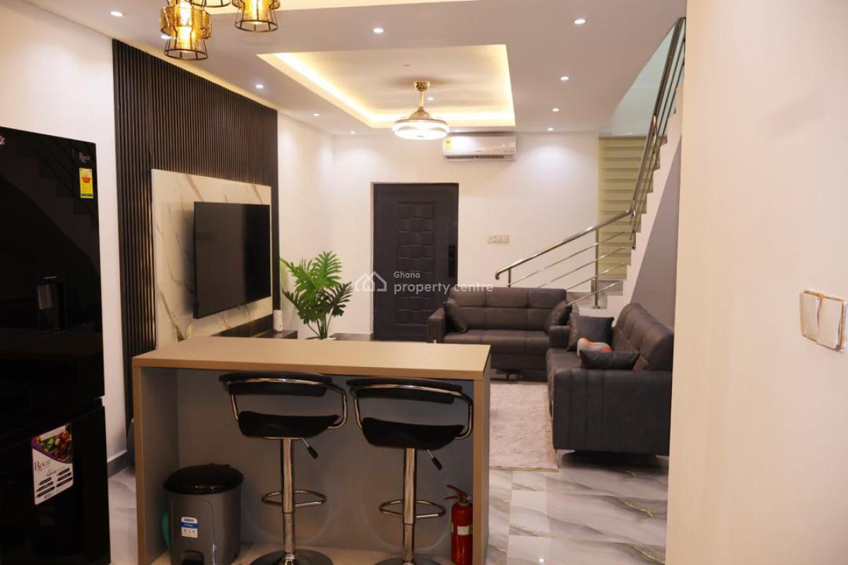 Fully Furnished 2-bedroom Terrace House @ Botwe, Ashaley Botwe, Adenta Municipal, Accra, Terraced Duplex Short Let