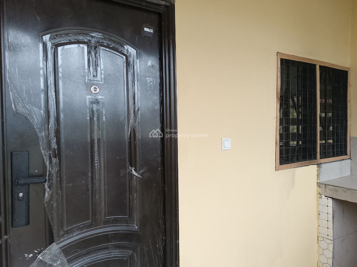 a Spacious, Self-contained Single Room, Mantukwa, Sunyani Municipal, Brong Ahafo, Single Room Self Contained for Rent