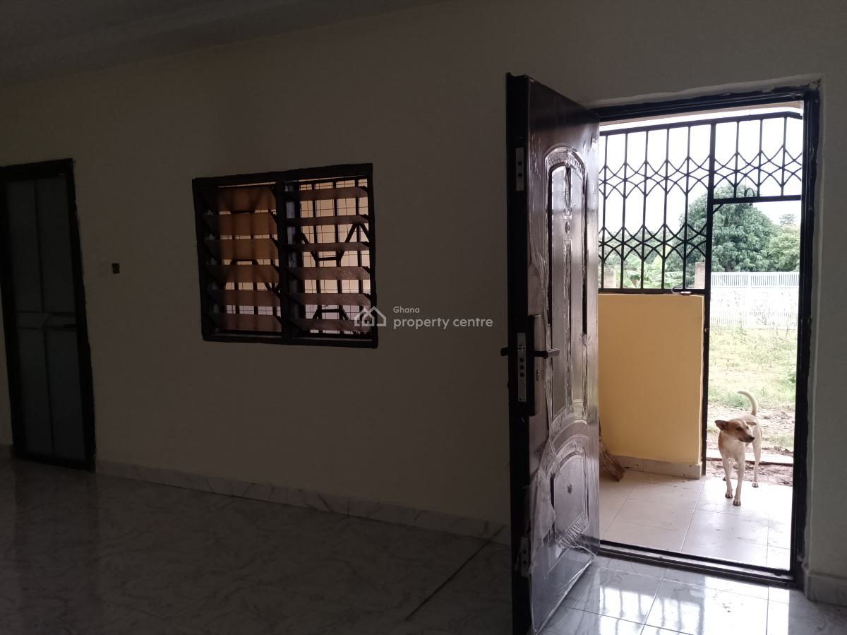 a Spacious, Self-contained Single Room, Mantukwa, Sunyani Municipal, Brong Ahafo, Single Room Self Contained for Rent