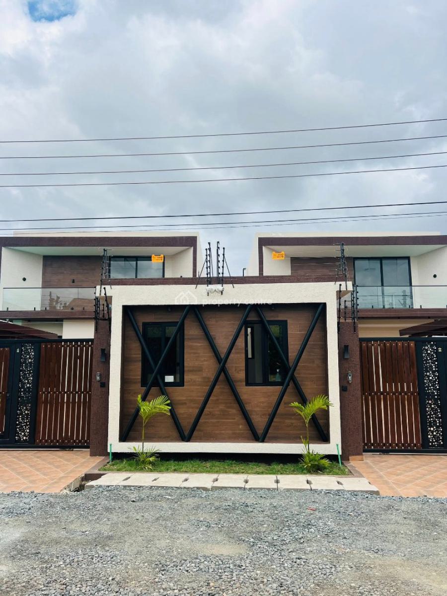 Executive 4 Bedrooms, Oyarifa, La Nkwantanang Madina Municipal, Accra, House for Rent