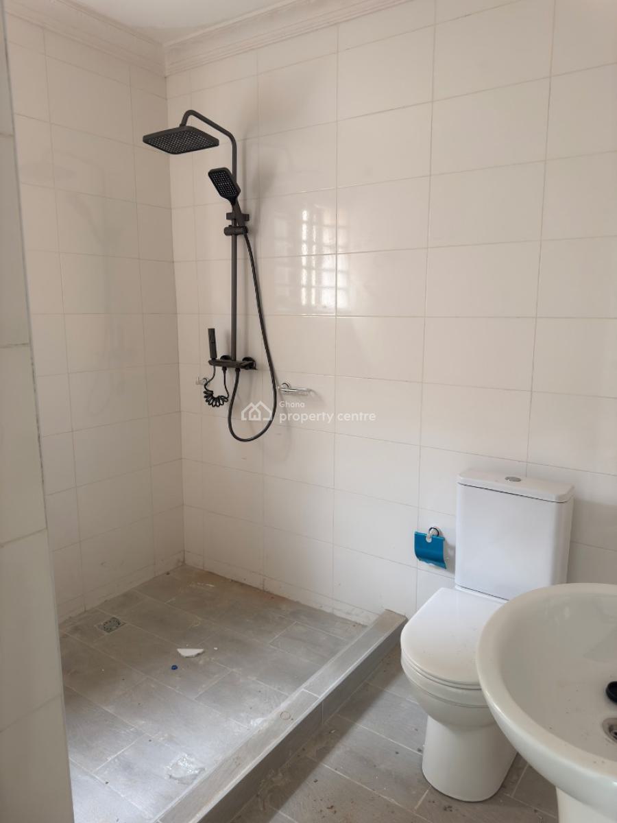 Executive Semi Furnished 3 Bedrooms S, Baatsonaa, Spintex, Accra, House for Sale