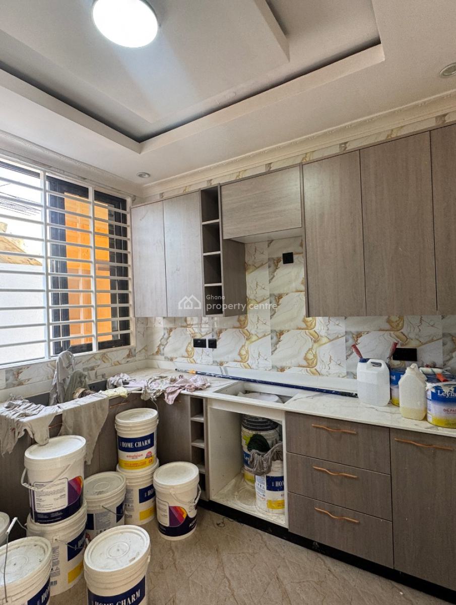 Executive Semi Furnished 3 Bedrooms, Spintex, Accra, House for Sale