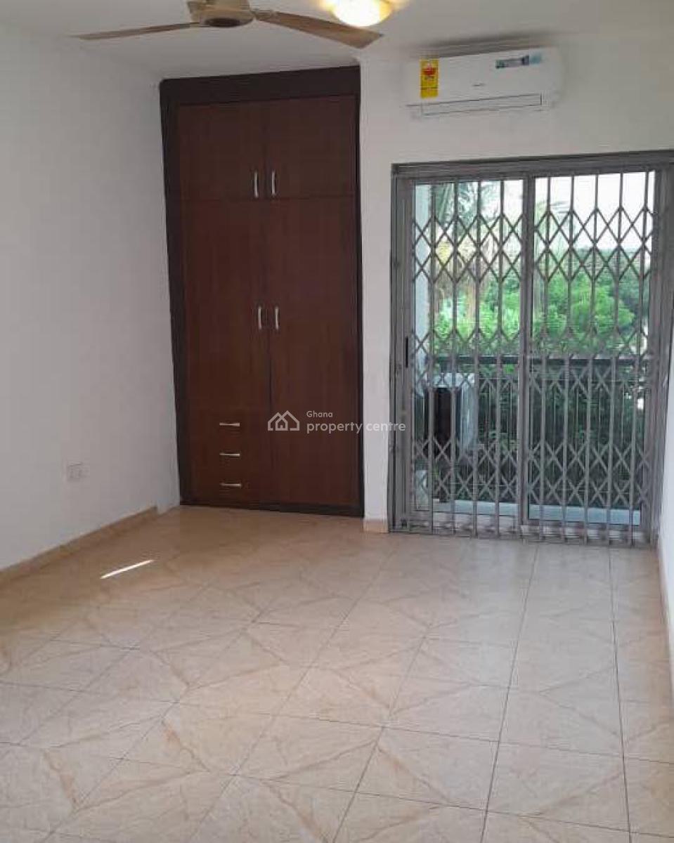 Executive 3-bedroom, Tse Addo, Accra, Townhouse for Rent