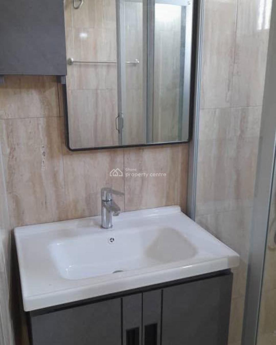 Executive 3-bedroom, Tse Addo, Accra, Townhouse for Rent