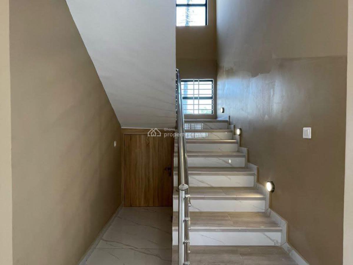 Executive 4 Bedroom, Spintex, Accra, House for Sale