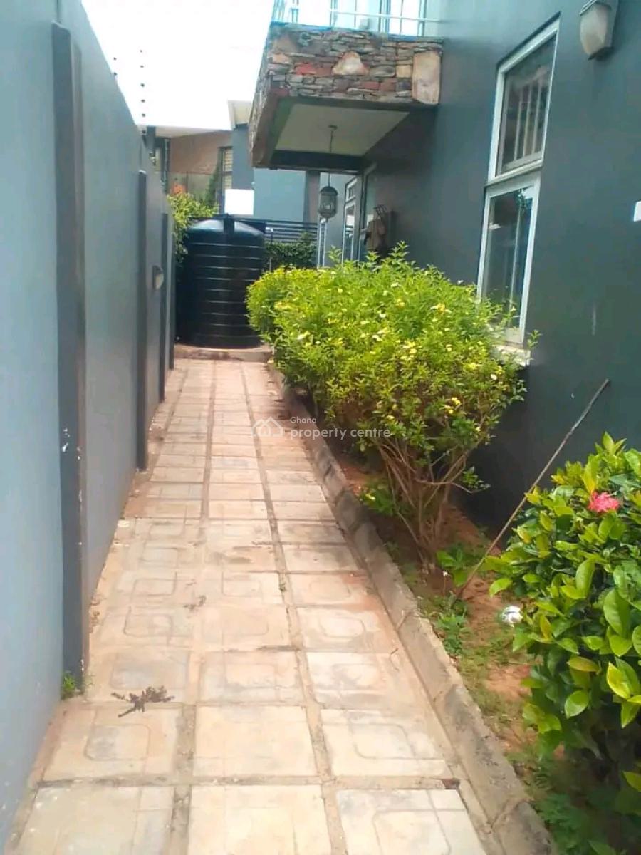 Executive 4-bedroom Duplex House @ Burma Hill, Burna Hill, East Airport, Airport Residential Area, Accra, Apartment for Rent