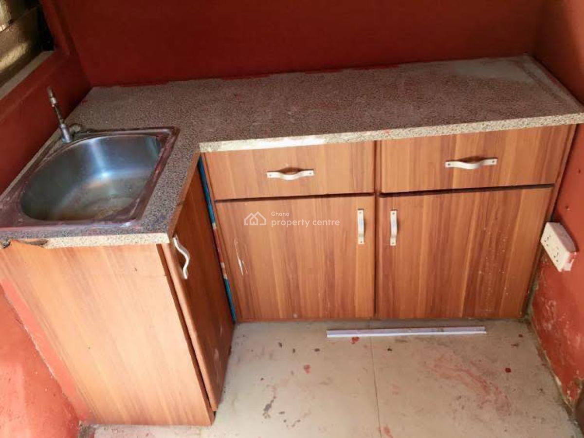 Nice Single Room S/c, Labone Girls School Area, North Labone, Accra, Single Room Self Contained for Rent