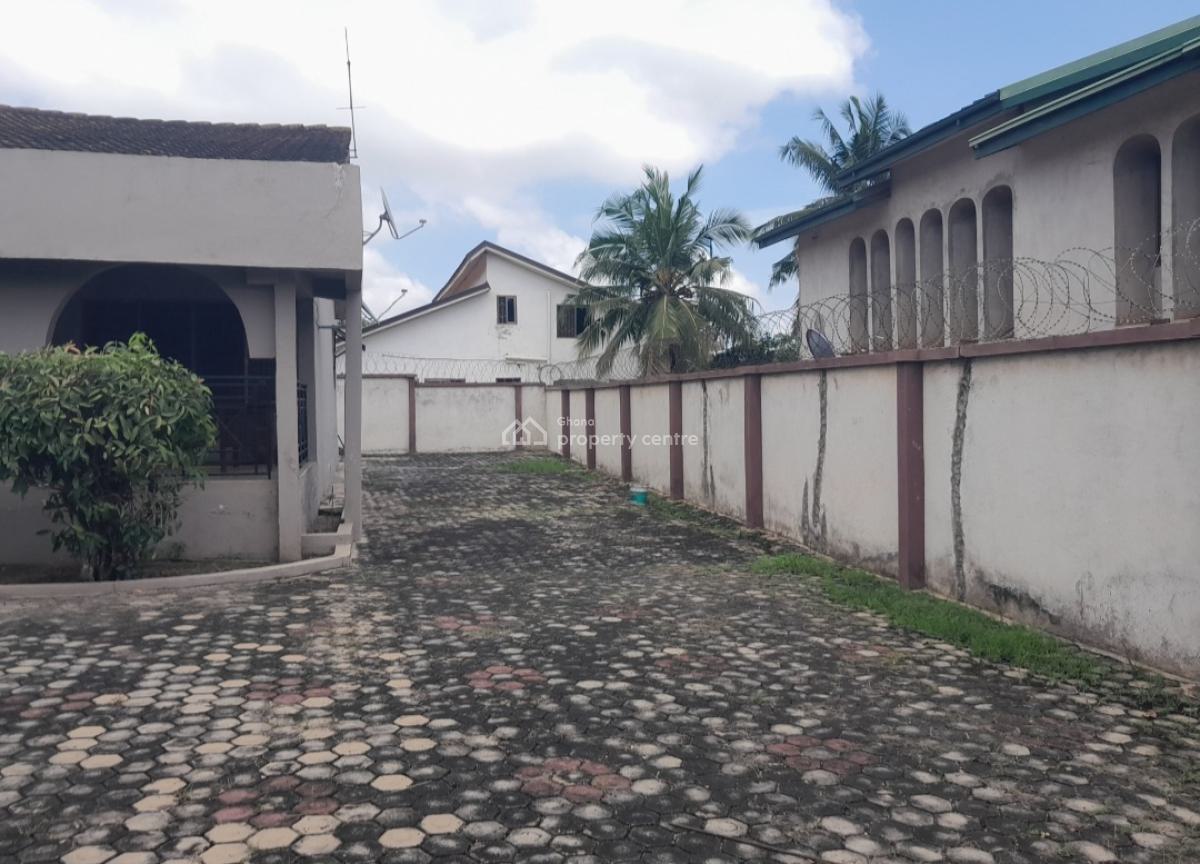 3 Bedrooms, Ayeduase, Knust., Kumasi Metropolitan, Ashanti, House for Sale