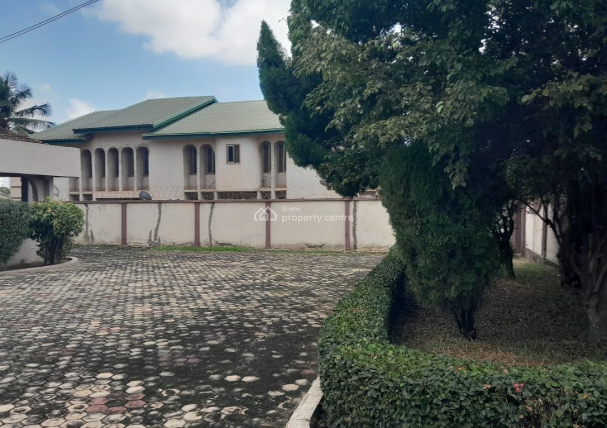 3 Bedrooms, Ayeduase, Knust., Kumasi Metropolitan, Ashanti, House for Sale