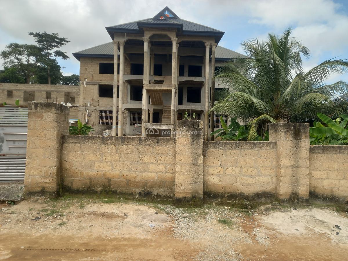 6 Apartments/ Flats., Duase,  Near Buokrom/ Kumasi Airport., Kumasi Metropolitan, Ashanti, Apartment for Sale
