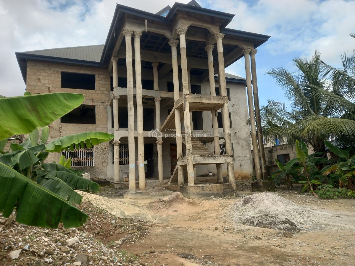 6 Apartments/ Flats., Duase,  Near Buokrom/ Kumasi Airport., Kumasi Metropolitan, Ashanti, Apartment for Sale