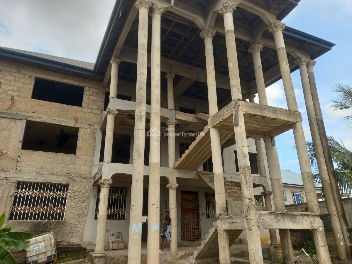 6 Apartments/ Flats., Duase,  Near Buokrom/ Kumasi Airport., Kumasi Metropolitan, Ashanti, Apartment for Sale