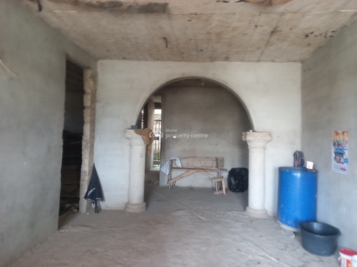6 Apartments/ Flats., Duase,  Near Buokrom/ Kumasi Airport., Kumasi Metropolitan, Ashanti, Apartment for Sale