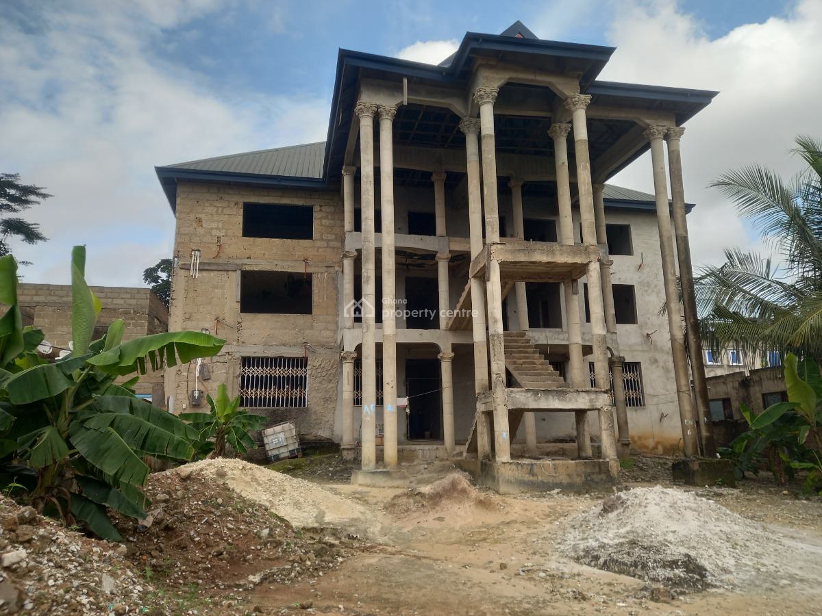 6 Apartments/ Flats., Duase,  Near Buokrom/ Kumasi Airport., Kumasi Metropolitan, Ashanti, Apartment for Sale
