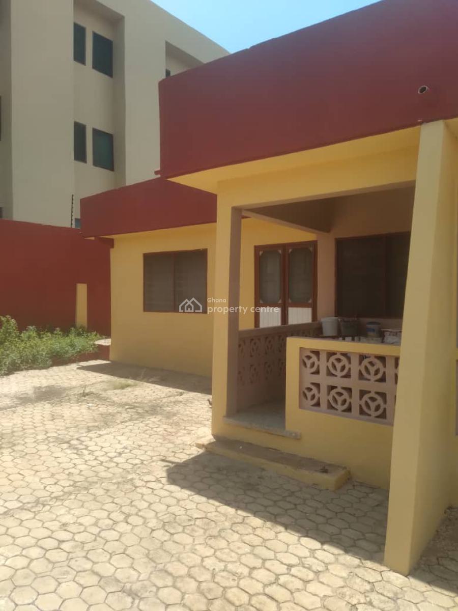 Titled 2 Units of  3brm Apartments on One & Half Plots @ Kwashieman ,, Kfc Area, Kwashieman, Accra, Apartment for Sale