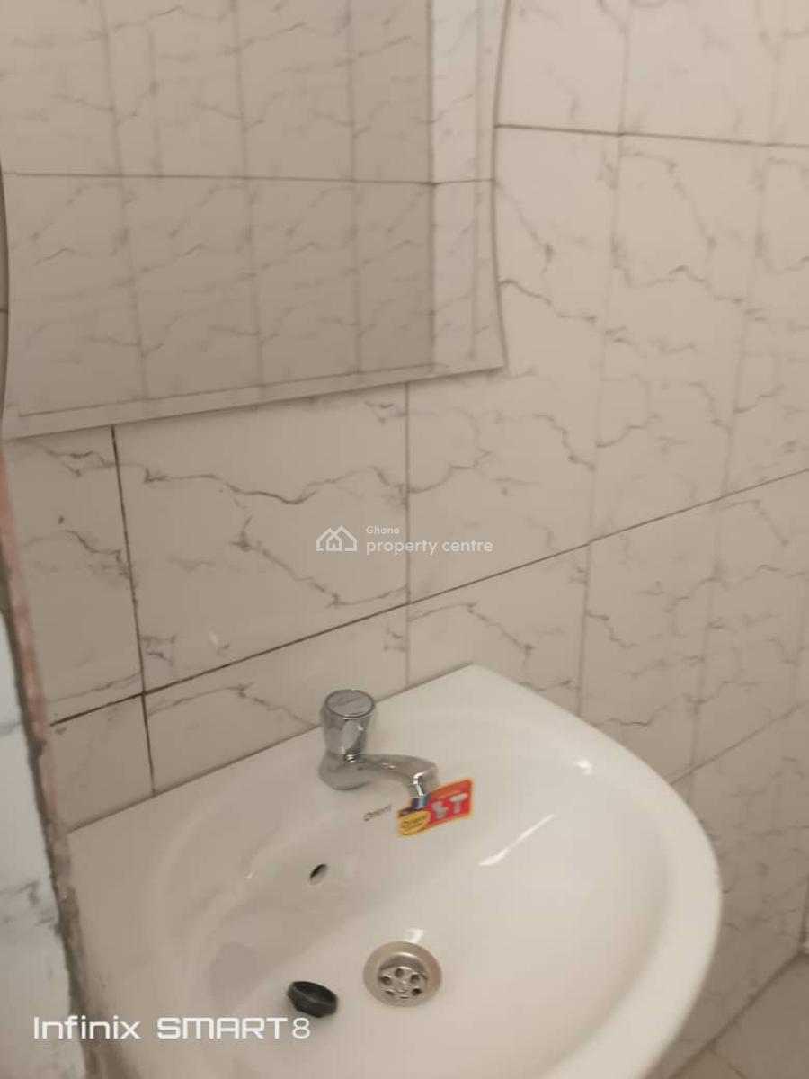 Commercial  Property, Tse Goil Filling Station, Tse Addo, Accra, Shop for Rent