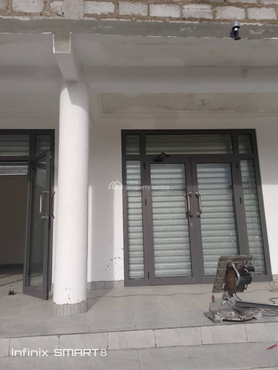 Commercial  Property, Tse Goil Filling Station, Tse Addo, Accra, Shop for Rent