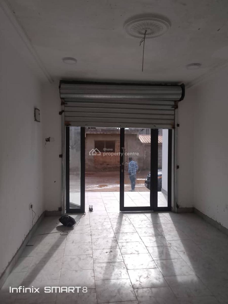 Commercial  Property, Tse Goil Filling Station, Tse Addo, Accra, Shop for Rent