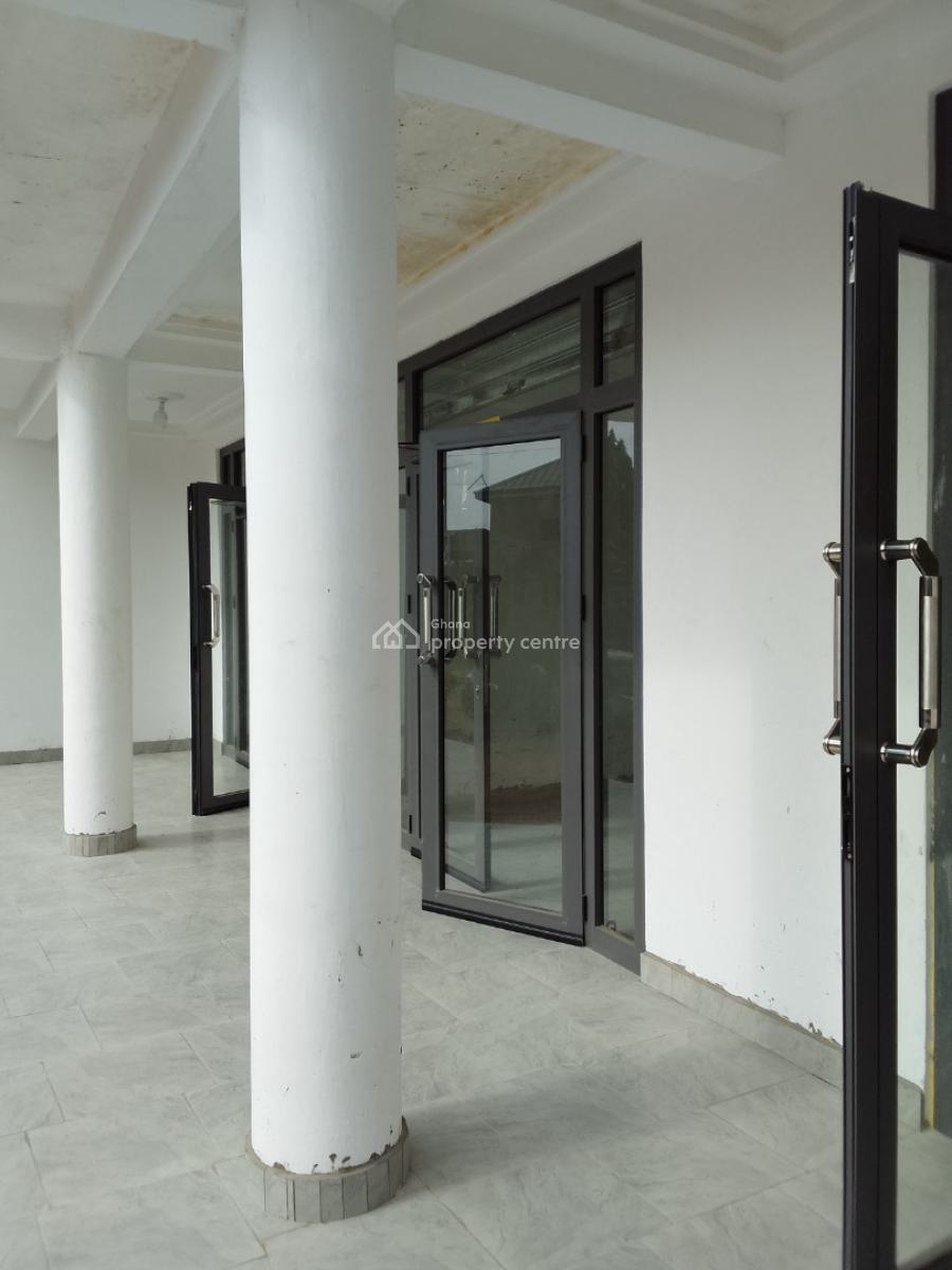 Commercial  Property, Tse Goil Filling Station, Tse Addo, Accra, Shop for Rent