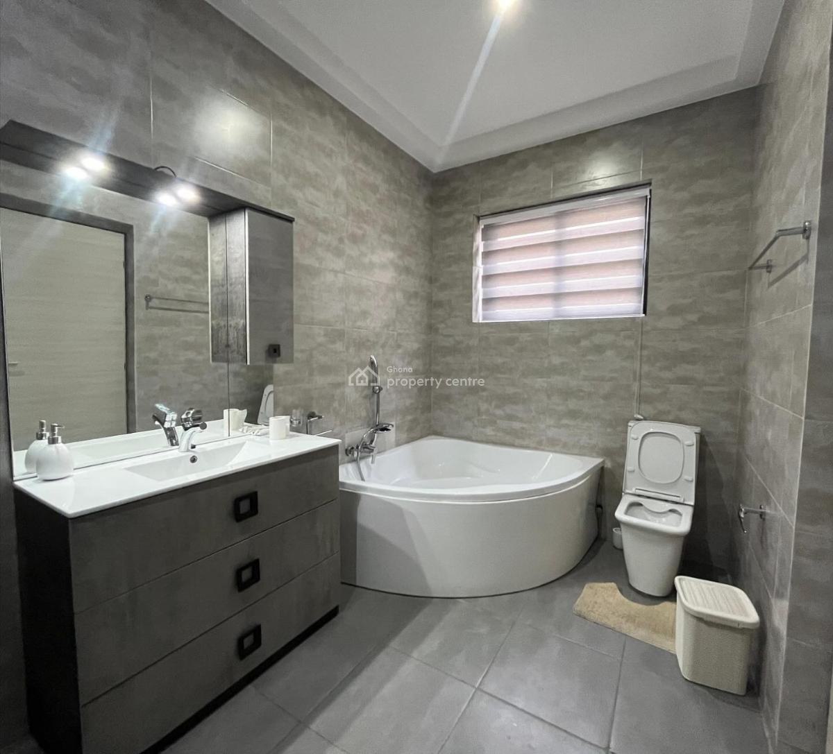 Executive Unfurnished 4 Bedrooms, East Legon, Accra, House for Rent
