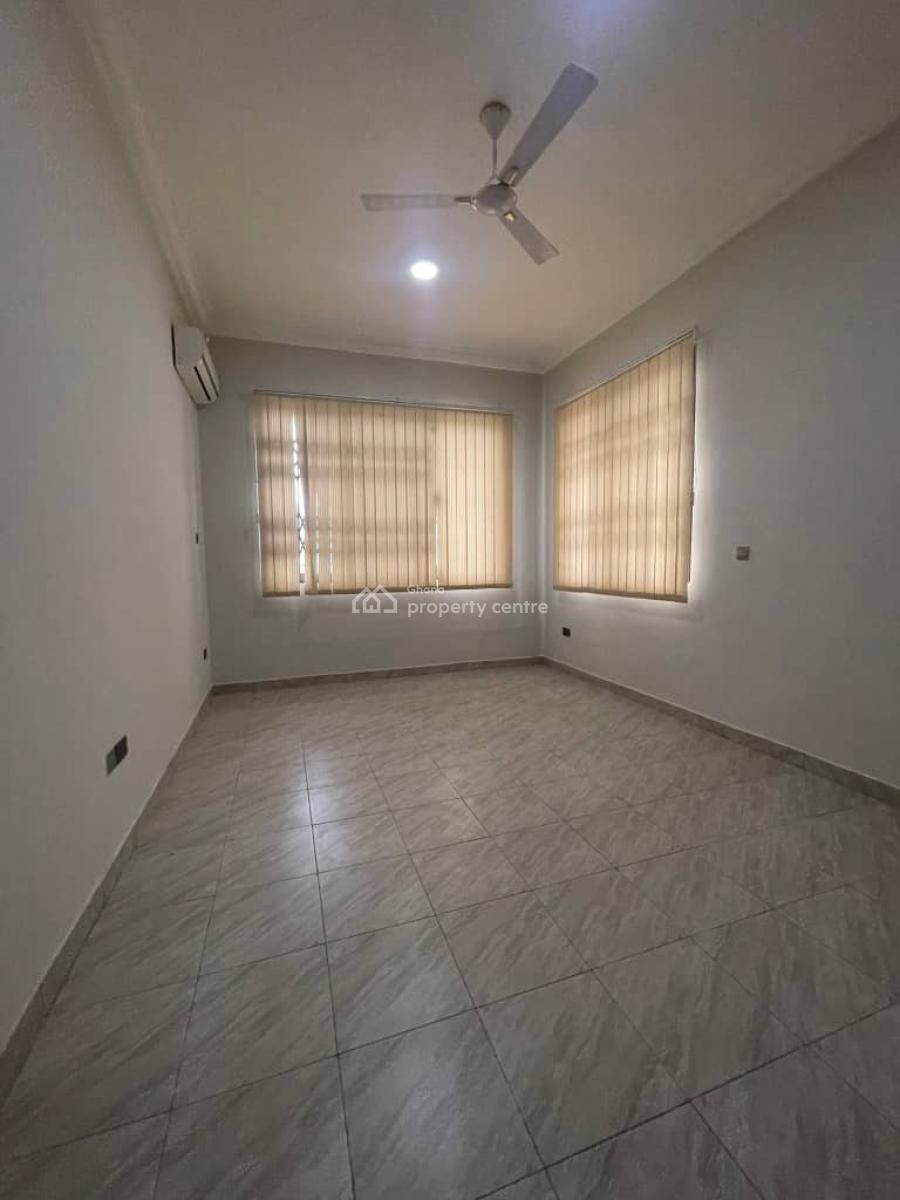 Commercial / Residential 6-bedroom House + 2 Bqs, North Ridge, Accra, House for Rent