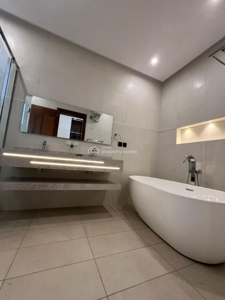Executive 5-bedroom Townhouse @ East Legon, East Legon, Accra, House for Sale
