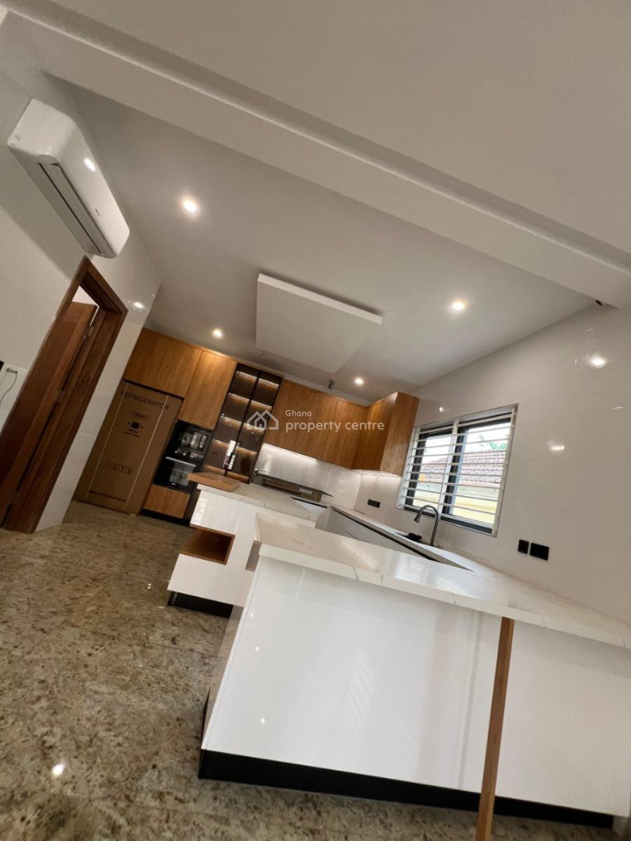 Executive 5-bedroom Townhouse @ East Legon, East Legon, Accra, House for Sale