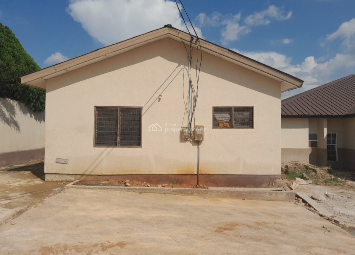 9 Bedrooms  House  ( Daban New Site), Daban New Site, Near Ahodwo., Kumasi Metropolitan, Ashanti, House for Sale