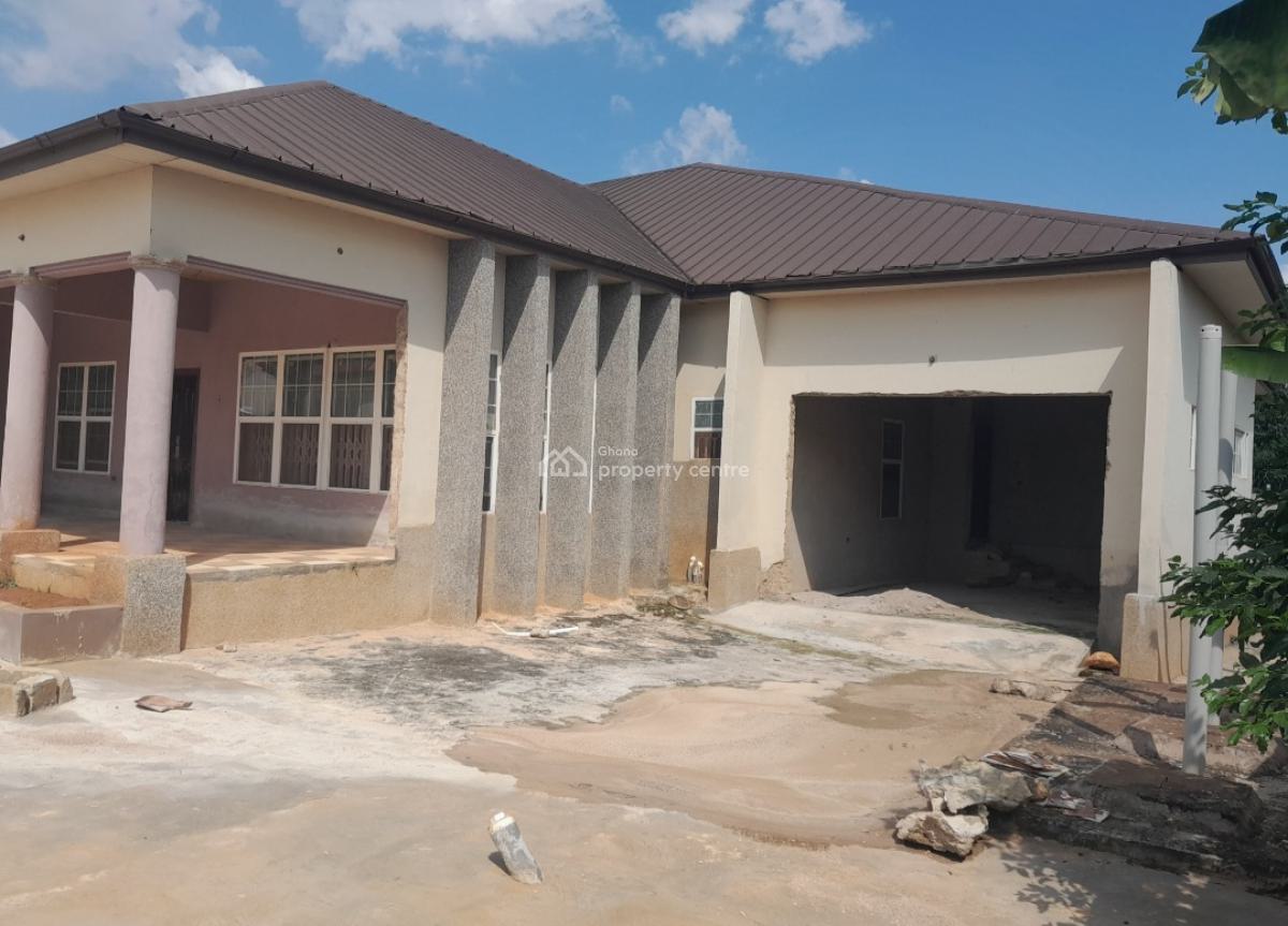 9 Bedrooms  House  ( Daban New Site), Daban New Site, Near Ahodwo., Kumasi Metropolitan, Ashanti, House for Sale