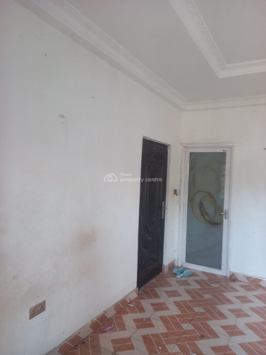 1 Bedroom Self Contain, Kenyasi Adwumam, Motei., Kumasi Metropolitan, Ashanti, Single Room Self Contained for Rent