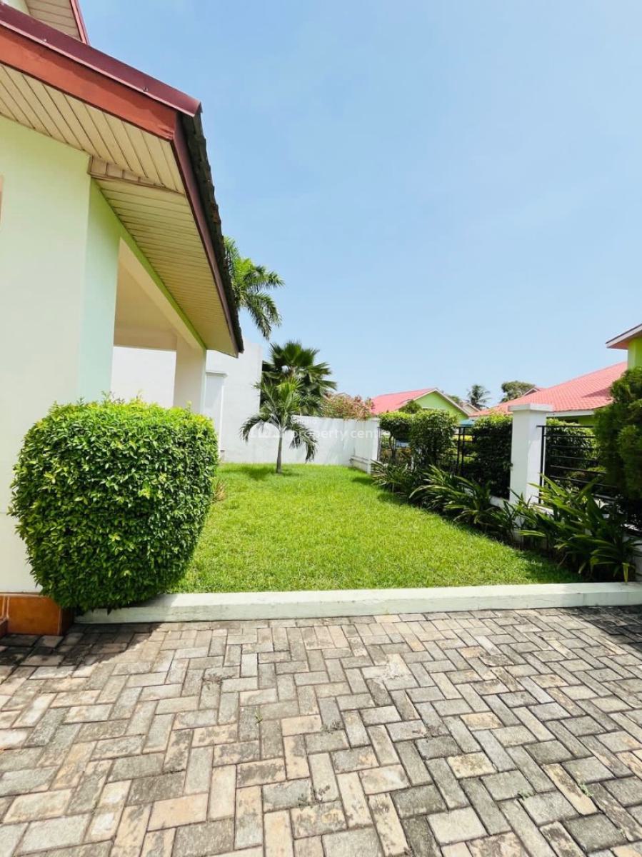 3 Bedrooms, Community 6, Tema, Accra, Detached Duplex for Rent