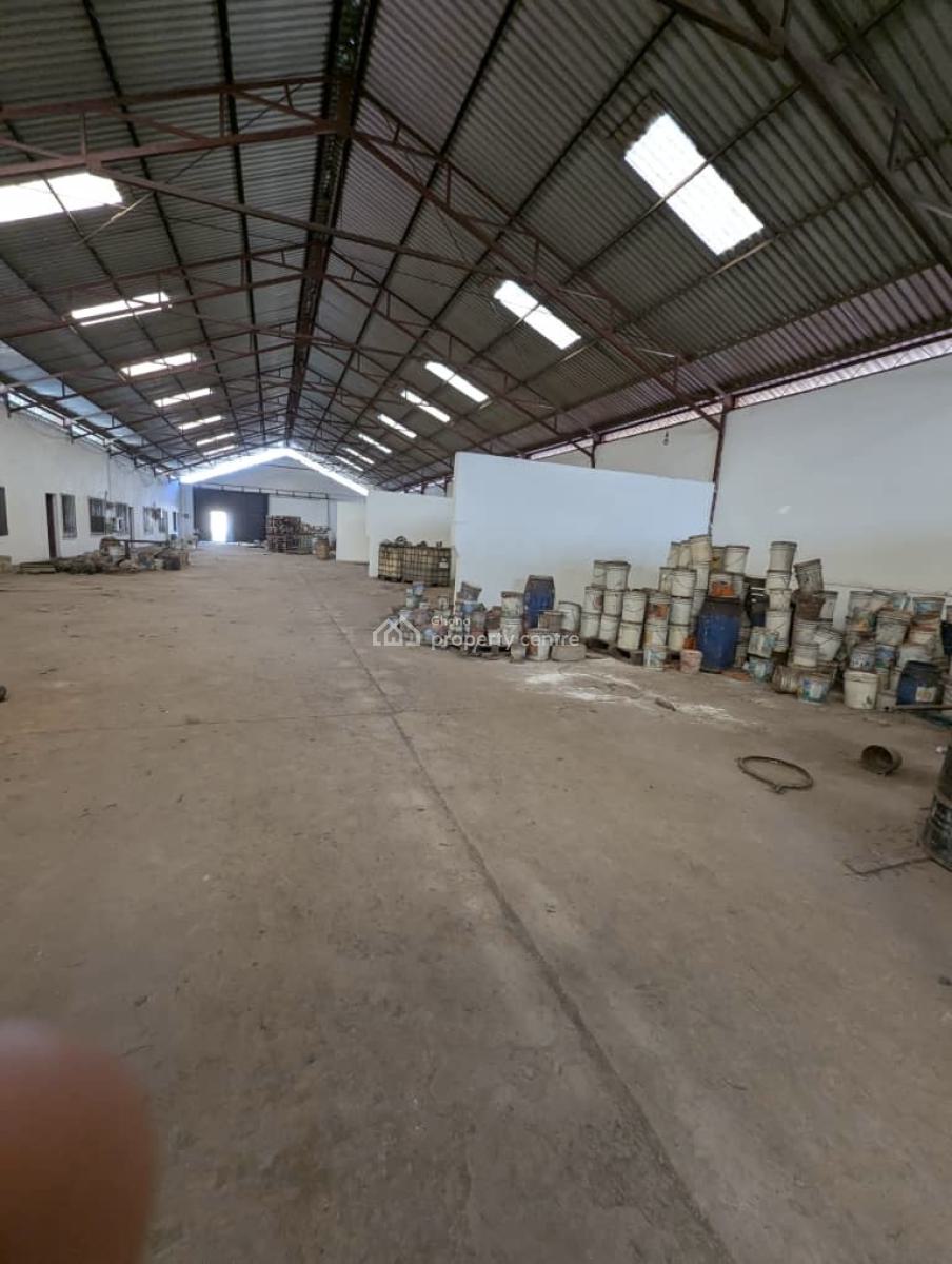 1,300 Sqm of Warehouse, Airport to 37 Road, Burma Camp, Accra, Warehouse for Rent