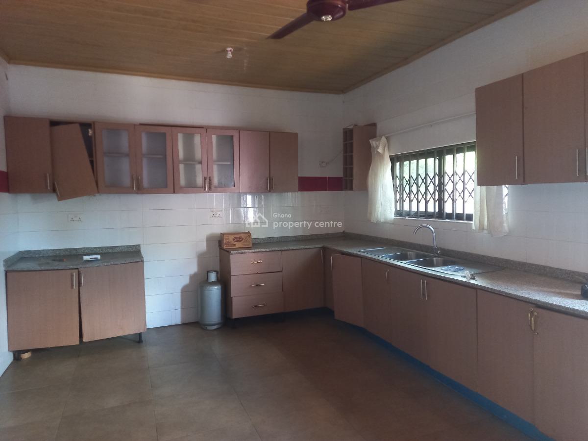 4 Bedrooms House, Apromoase, on Tech Ejisu Road, Kumasi Metropolitan, Ashanti, House for Rent