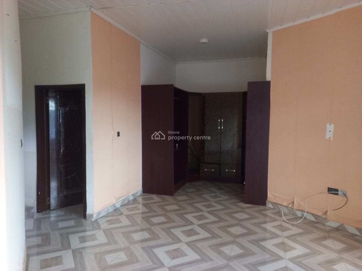 4 Bedrooms House, Apromoase, on Tech Ejisu Road, Kumasi Metropolitan, Ashanti, House for Rent