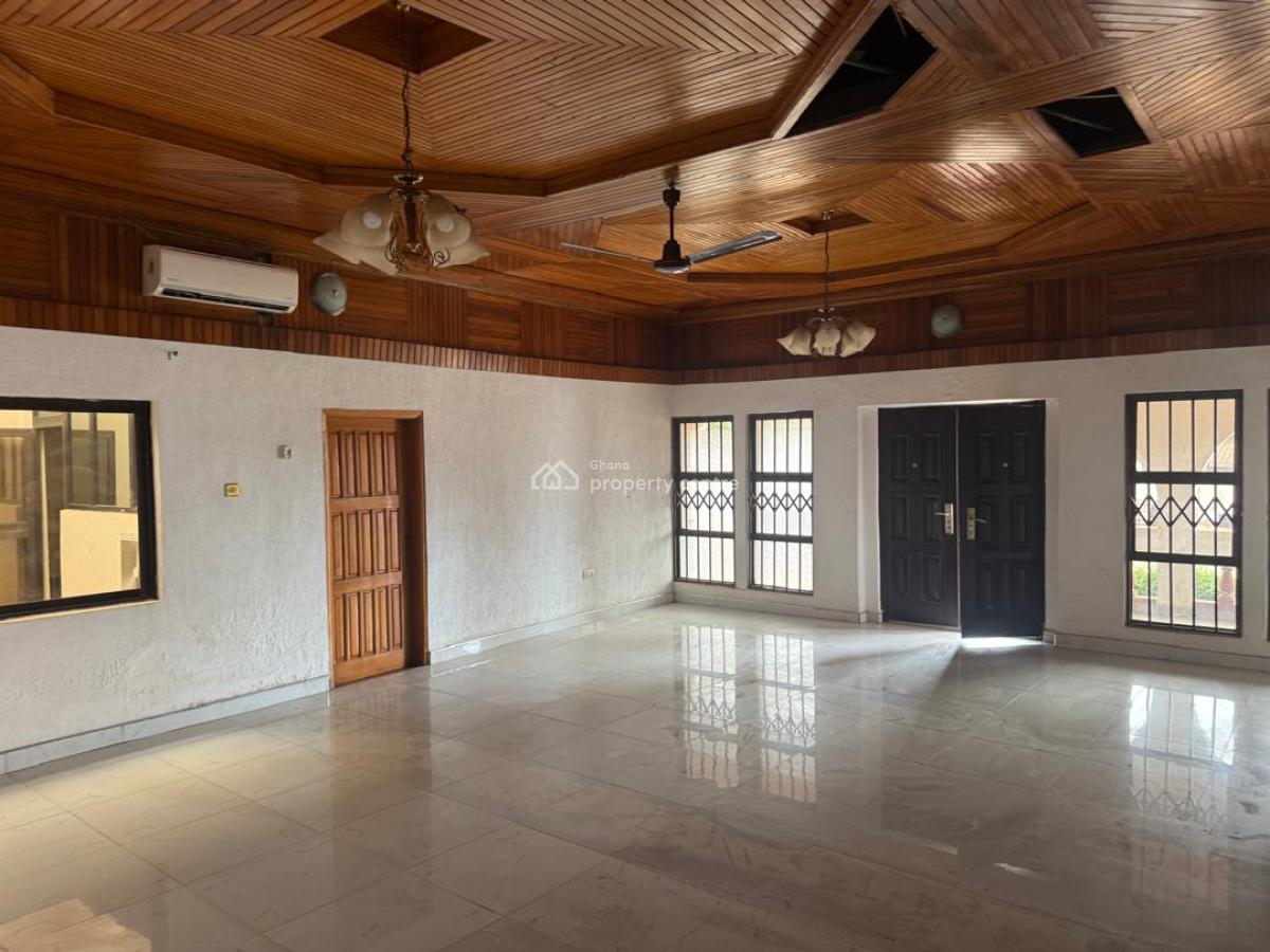 6 Bedroom Property, Daban New Site, Kumasi Metropolitan, Ashanti, House for Sale